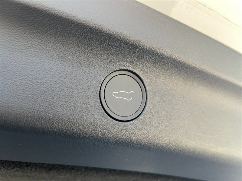 2022 Tesla Model Y Long Range - Photo 44 - St. George, UT 84770-2625
