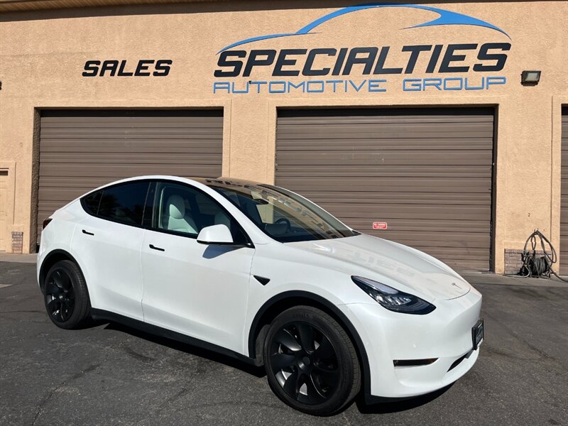 2022 Tesla Model Y Long Range   - Photo 1 - St. George, UT 84770-2625