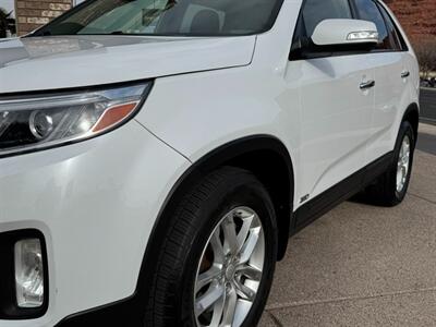 2015 Kia Sorento LX-V6 AWD 7-Seater   - Photo 22 - St. George, UT 84770-2625