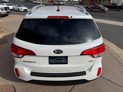 2015 Kia Sorento LX-V6 AWD 7-Seater   - Photo 26 - St. George, UT 84770-2625