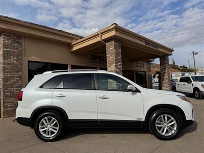 2015 Kia Sorento LX-V6 AWD 7-Seater   - Photo 3 - St. George, UT 84770-2625