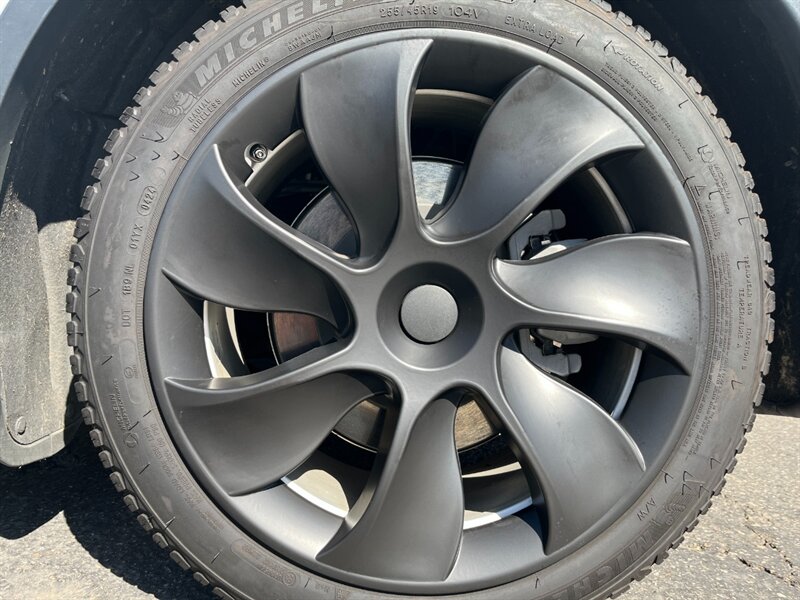 2021 Tesla Model Y Long Range - Photo 34 - St. George, UT 84770-2625
