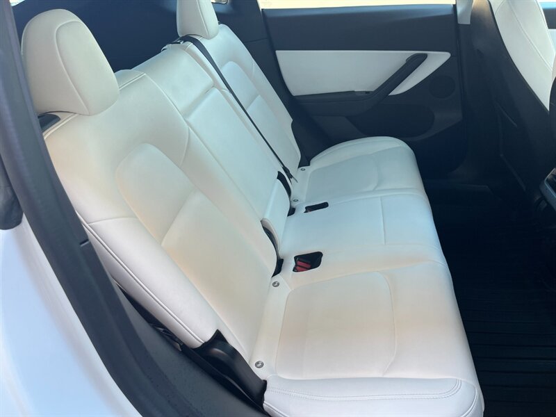 2021 Tesla Model Y Long Range - Photo 15 - St. George, UT 84770-2625