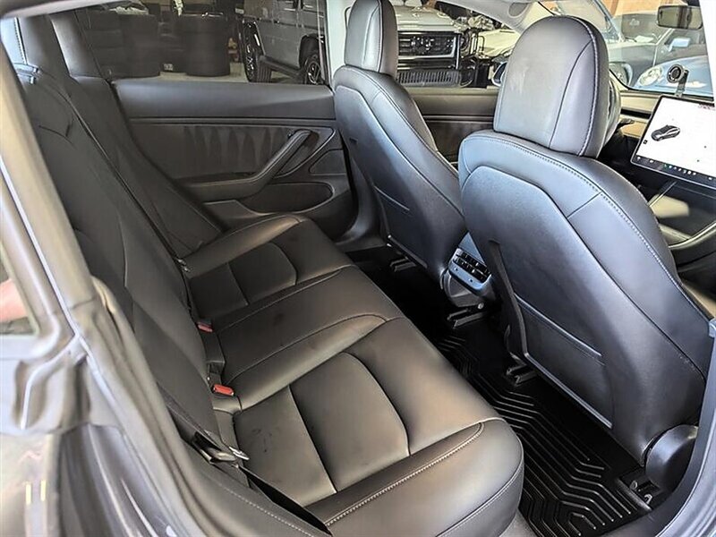 2018 Tesla Model 3 Long Range w/ Acceleration Boost - Photo 27 - Bountiful, UT 84010