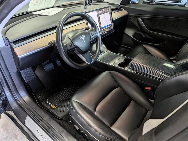2018 Tesla Model 3 Long Range w/ Acceleration Boost - Photo 2 - Bountiful, UT 84010