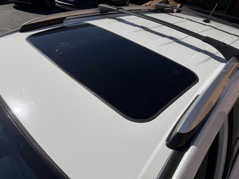 2015 Toyota RAV4 XLE - Photo 27 - St. George, UT 84770-2625