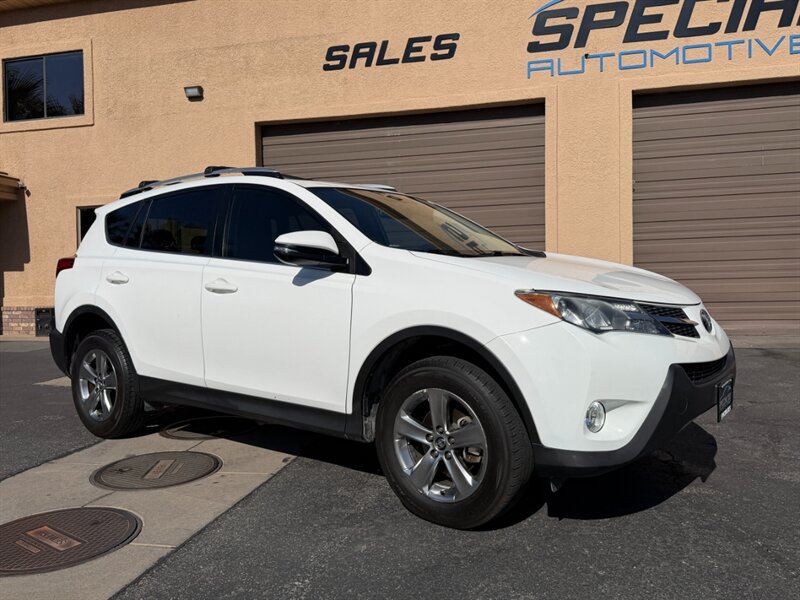 2015 Toyota RAV4 XLE's photo