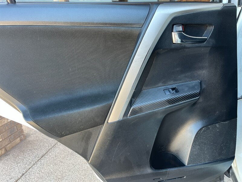 2015 Toyota RAV4 XLE - Photo 45 - St. George, UT 84770-2625