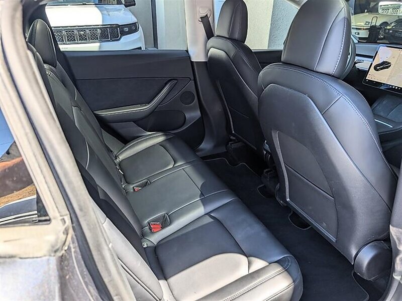 2021 Tesla Model Y Long Range FSD Capable w/ Acceleration Boost - Photo 28 - Bountiful, UT 84010