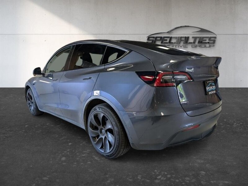 2021 Tesla Model Y Long Range FSD Capable w/ Acceleration Boost - Photo 8 - Bountiful, UT 84010