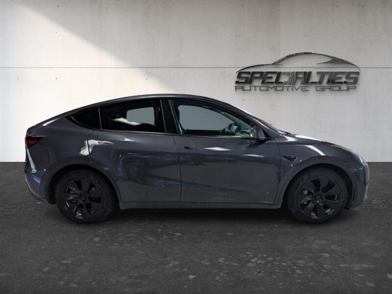2021 Tesla Model Y Long Range FSD Capable w/ Acceleration Boost - Photo 11 - Bountiful, UT 84010
