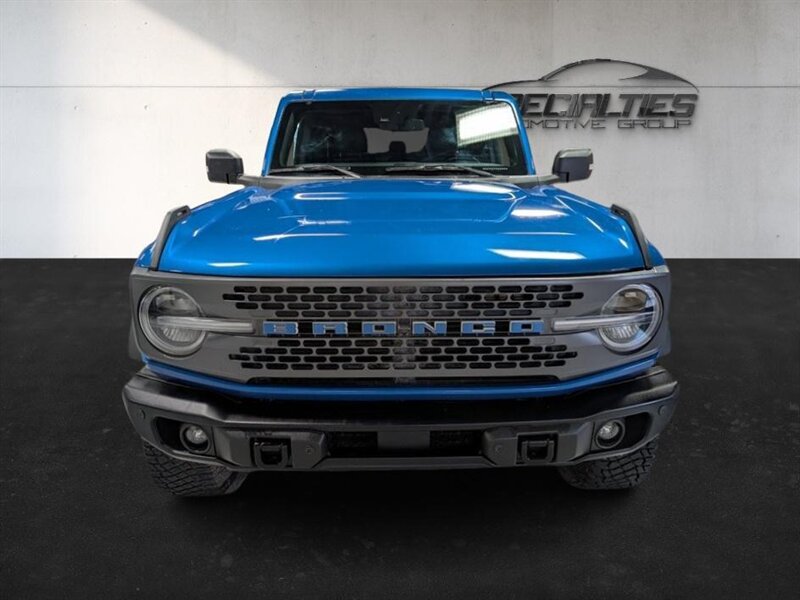 2023 Ford Bronco Badlands photo 3