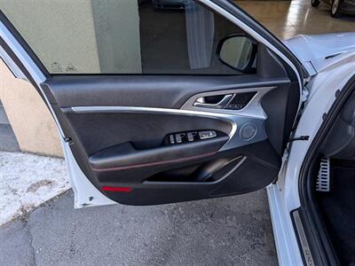 2023 Genesis G70 2.0T   - Photo 18 - Bountiful, UT 84010