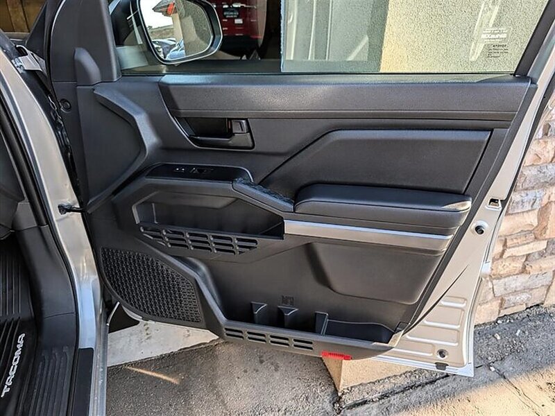 2024 Toyota Tacoma SR5 - Photo 31 - Bountiful, UT 84010