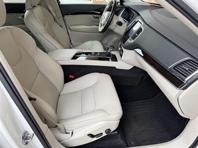 2019 Volvo XC90 T5 Momentum   - Photo 12 - St. George, UT 84770-2625