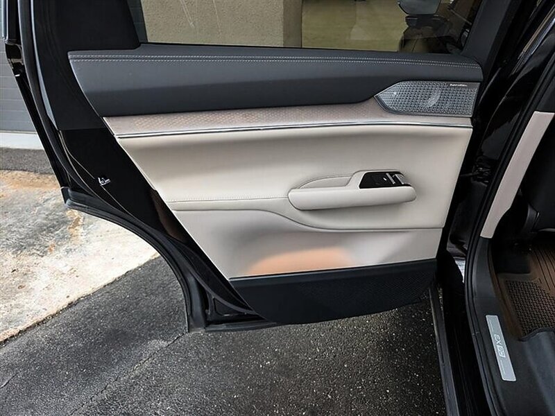 2025 Volvo EX90 Performance Ultra - Photo 25 - Bountiful, UT 84010