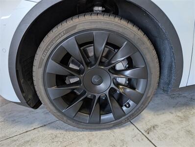 2022 Tesla Model Y Long Range - Photo 15 - Bountiful, UT 84010