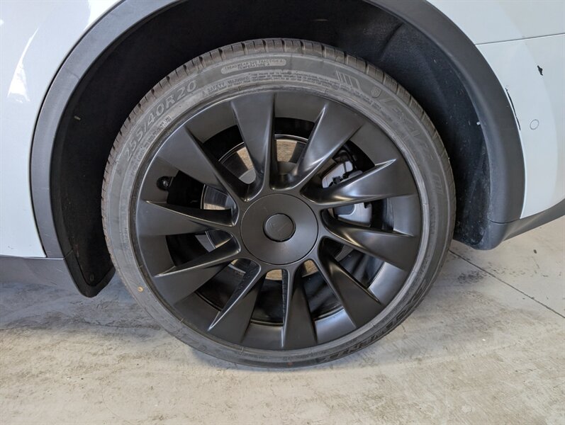 2022 Tesla Model Y Long Range - Photo 14 - Bountiful, UT 84010