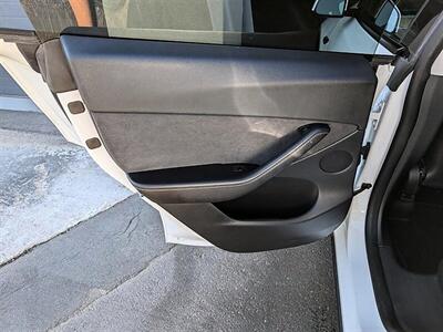 2022 Tesla Model Y Long Range   - Photo 24 - Bountiful, UT 84010