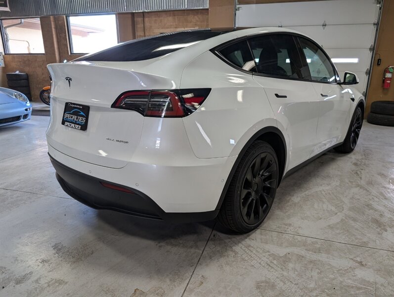 2022 Tesla Model Y Long Range - Photo 10 - Bountiful, UT 84010