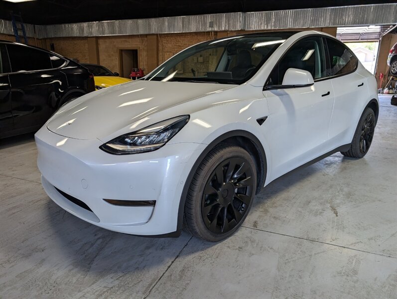 2022 Tesla Model Y Long Range - Photo 5 - Bountiful, UT 84010