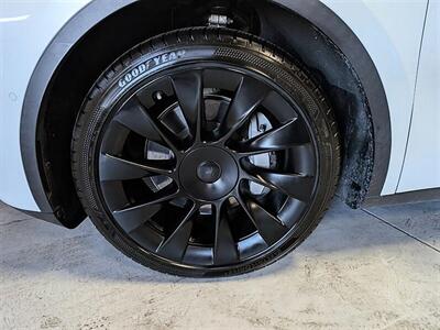 2022 Tesla Model Y Long Range   - Photo 15 - Bountiful, UT 84010