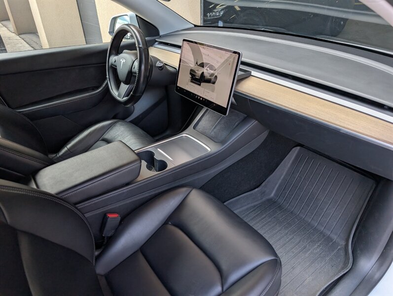 2022 Tesla Model Y Long Range - Photo 4 - Bountiful, UT 84010