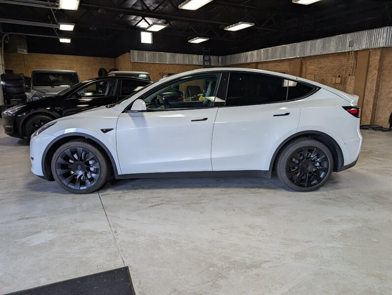 2022 Tesla Model Y Long Range - Photo 7 - Bountiful, UT 84010