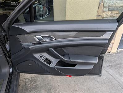 2015 Porsche Panamera GTS  AWD - Photo 27 - Bountiful, UT 84010