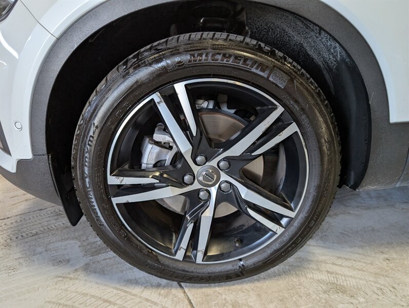 2019 Volvo XC40 T5 R-Design - Photo 15 - Bountiful, UT 84010