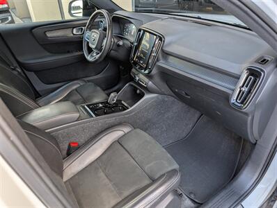 2019 Volvo XC40 T5 R-Design - Photo 4 - Bountiful, UT 84010