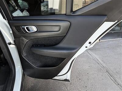 2019 Volvo XC40 T5 R-Design - Photo 28 - Bountiful, UT 84010