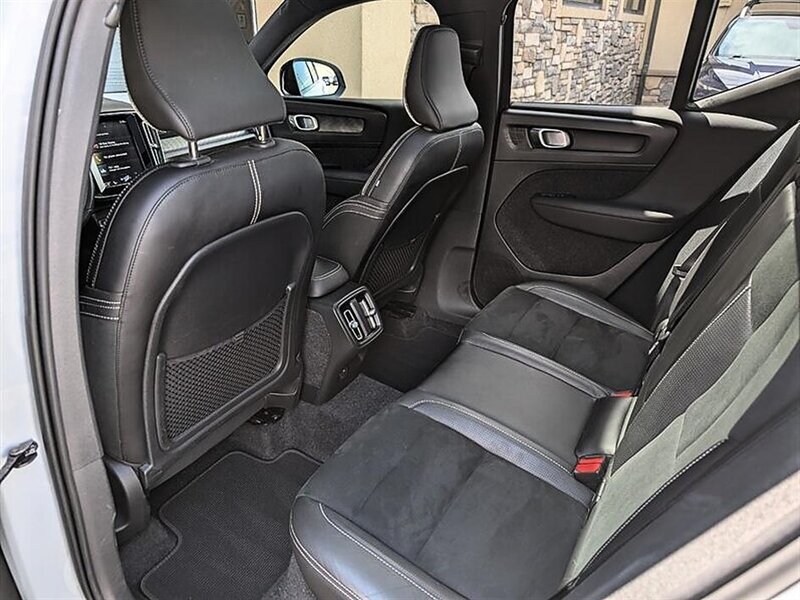 2019 Volvo XC40 T5 R-Design - Photo 26 - Bountiful, UT 84010