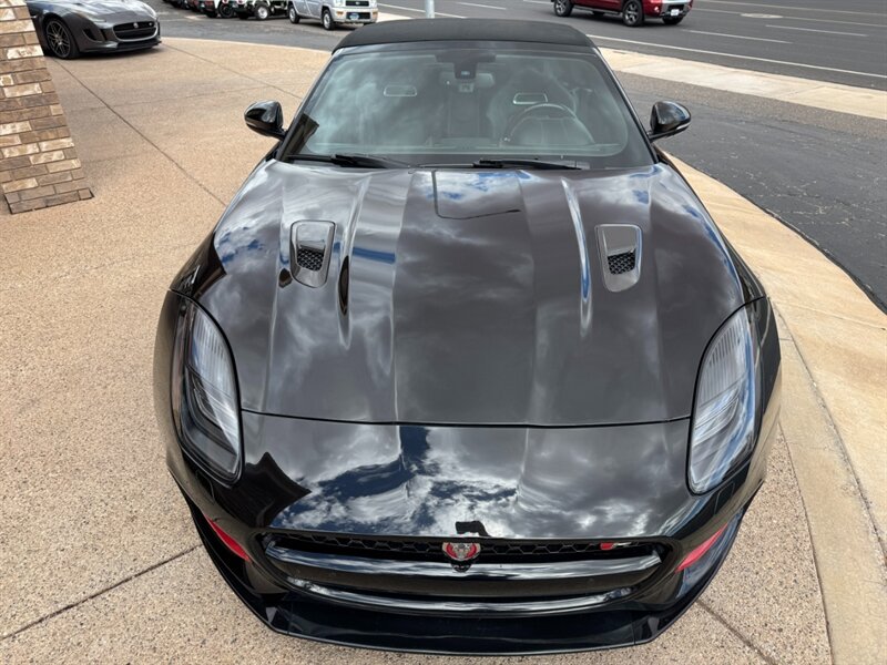 2018 Jaguar F-TYPE R - Photo 17 - St. George, UT 84770-2625