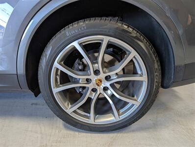 2023 Porsche Cayenne Platinum Edition   - Photo 14 - Bountiful, UT 84010