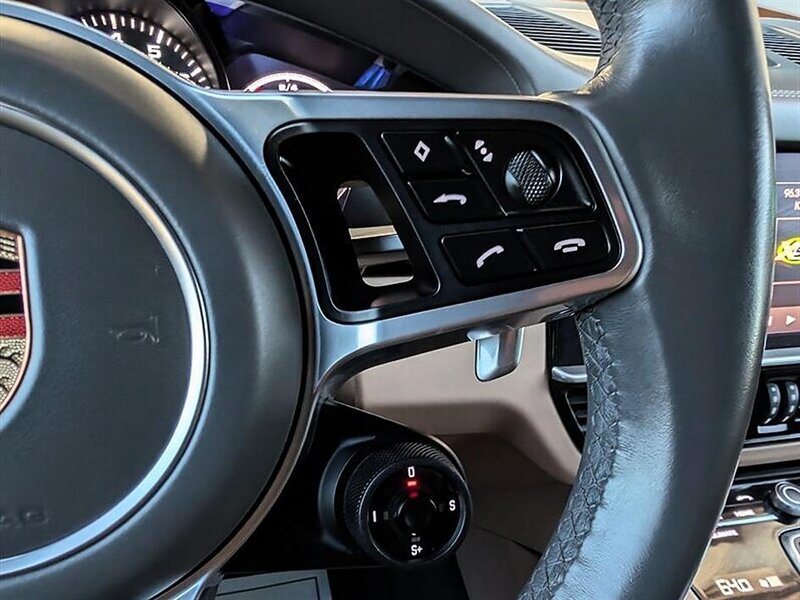 2023 Porsche Cayenne Platinum Edition - Photo 22 - Bountiful, UT 84010