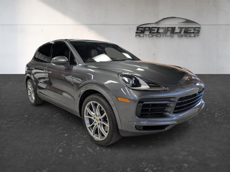 2023 Porsche Cayenne Base