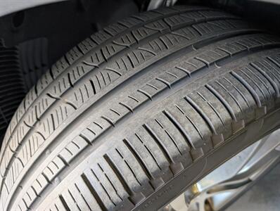 2023 Porsche Cayenne Platinum Edition   - Photo 16 - Bountiful, UT 84010