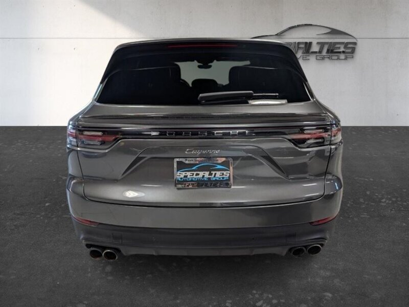 2023 Porsche Cayenne Platinum Edition - Photo 9 - Bountiful, UT 84010