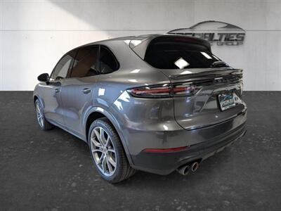 2023 Porsche Cayenne Platinum Edition - Photo 8 - Bountiful, UT 84010