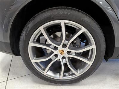 2023 Porsche Cayenne Platinum Edition   - Photo 13 - Bountiful, UT 84010