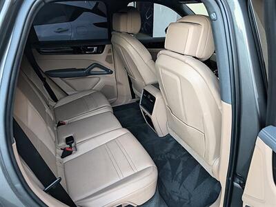 2023 Porsche Cayenne Platinum Edition - Photo 29 - Bountiful, UT 84010
