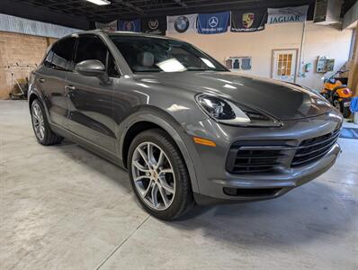 2023 Porsche Cayenne Platinum Edition SUV