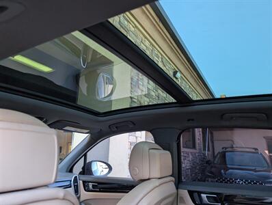 2023 Porsche Cayenne Platinum Edition   - Photo 27 - Bountiful, UT 84010