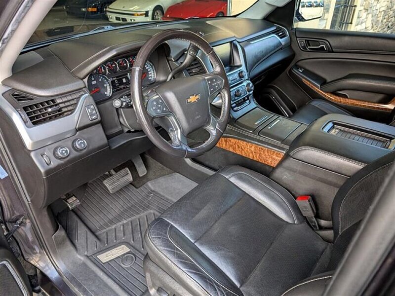2018 Chevrolet Tahoe Premier - Photo 2 - Bountiful, UT 84010