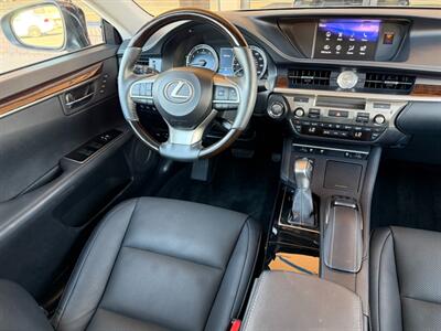 2017 Lexus ES 350   - Photo 17 - St. George, UT 84770-2625
