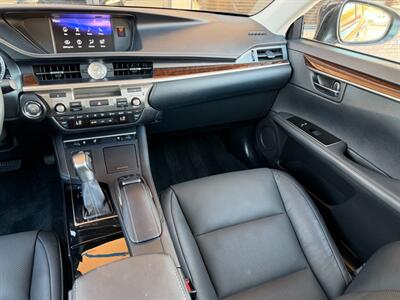 2017 Lexus ES 350   - Photo 18 - St. George, UT 84770-2625