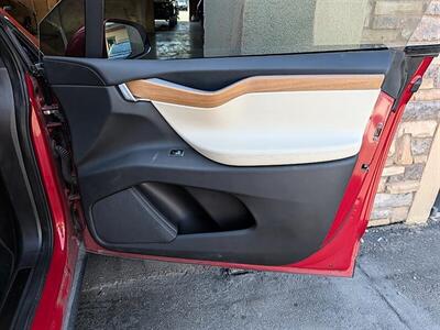 2021 Tesla Model X Long Range Plus   - Photo 29 - Bountiful, UT 84010
