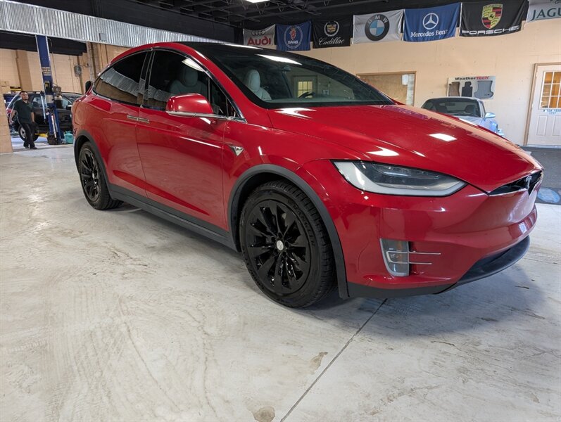 2021 Tesla Model X Long Range Plus   - Photo 1 - Bountiful, UT 84010