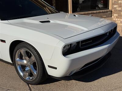 2013 Dodge Challenger R/T  6 Speed Manual - Photo 10 - St. George, UT 84770-2625